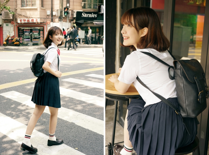 短发校园女神学生制服街拍写真  第4张