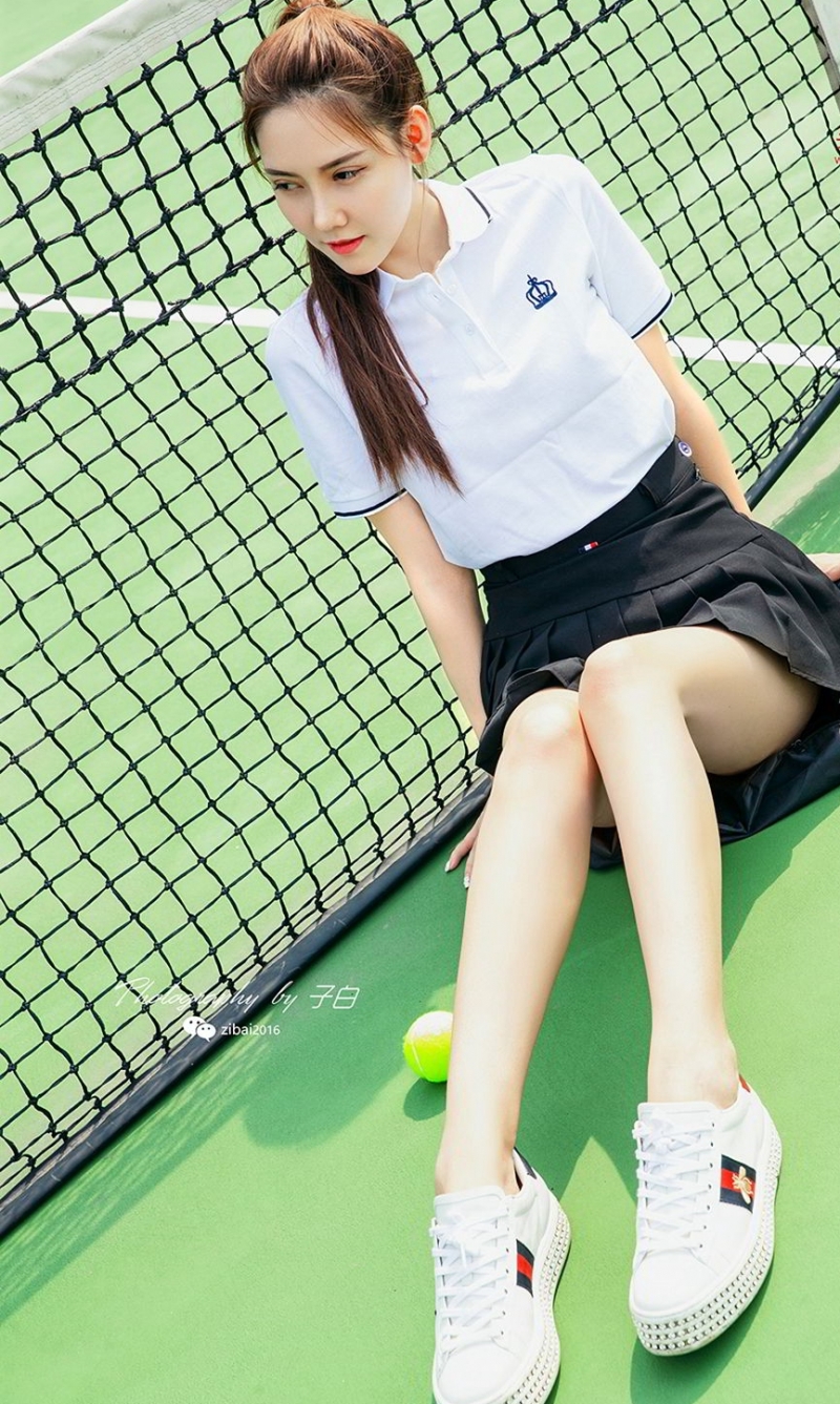 高马尾美女校花超短裙美腿写真  第3张