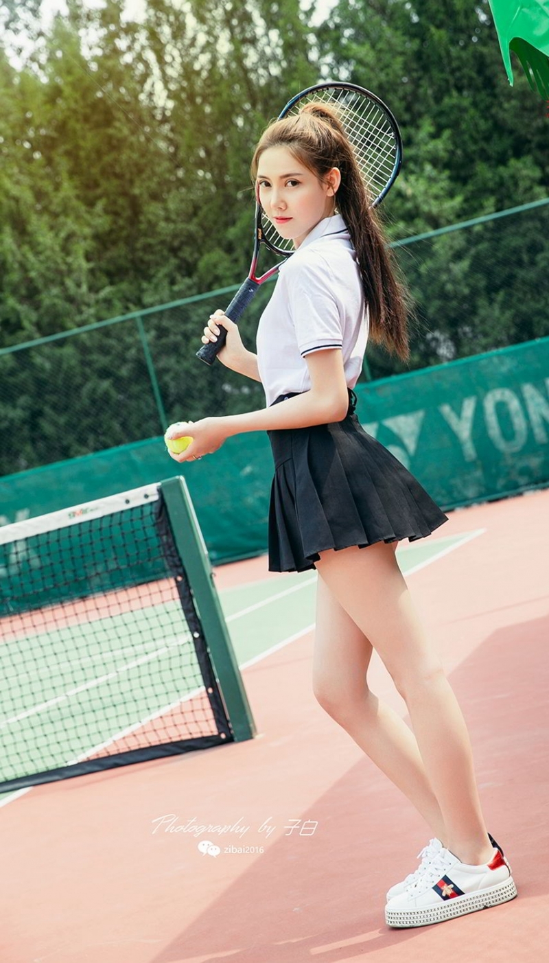 高马尾美女校花超短裙美腿写真  第5张