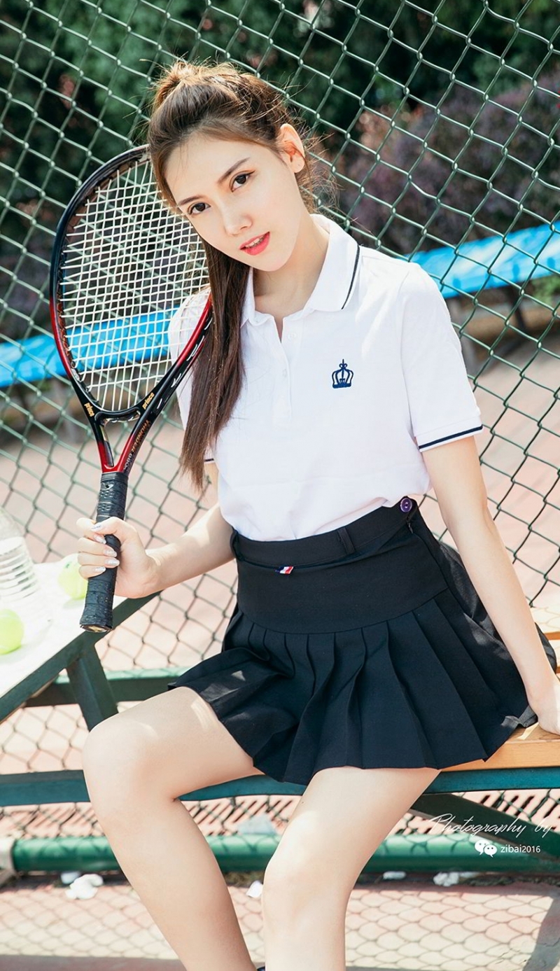 高马尾美女校花超短裙美腿写真  第7张