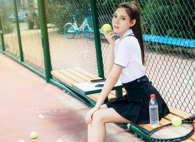 高马尾美女校花超短裙美腿写真  第10张
