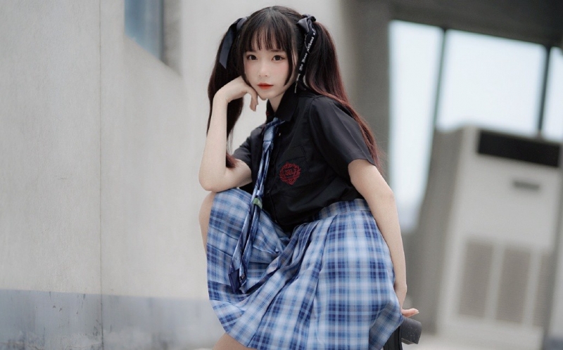 双马尾少女jk制服短裙街拍写真  第6张