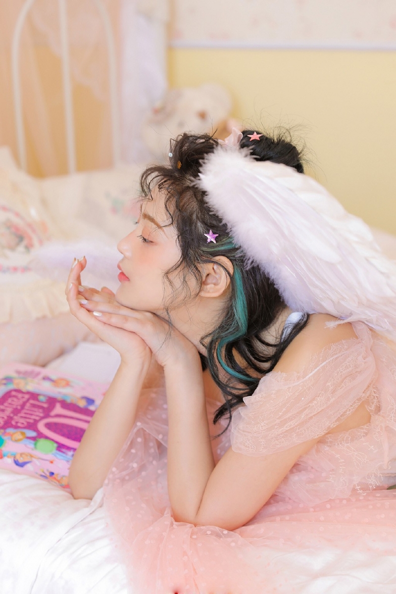 粉嫩少女蕾丝纱裙清纯动人写真  第6张