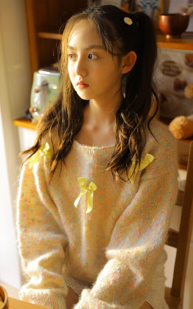 双马尾辫萝莉调皮搞怪居家写真  第11张