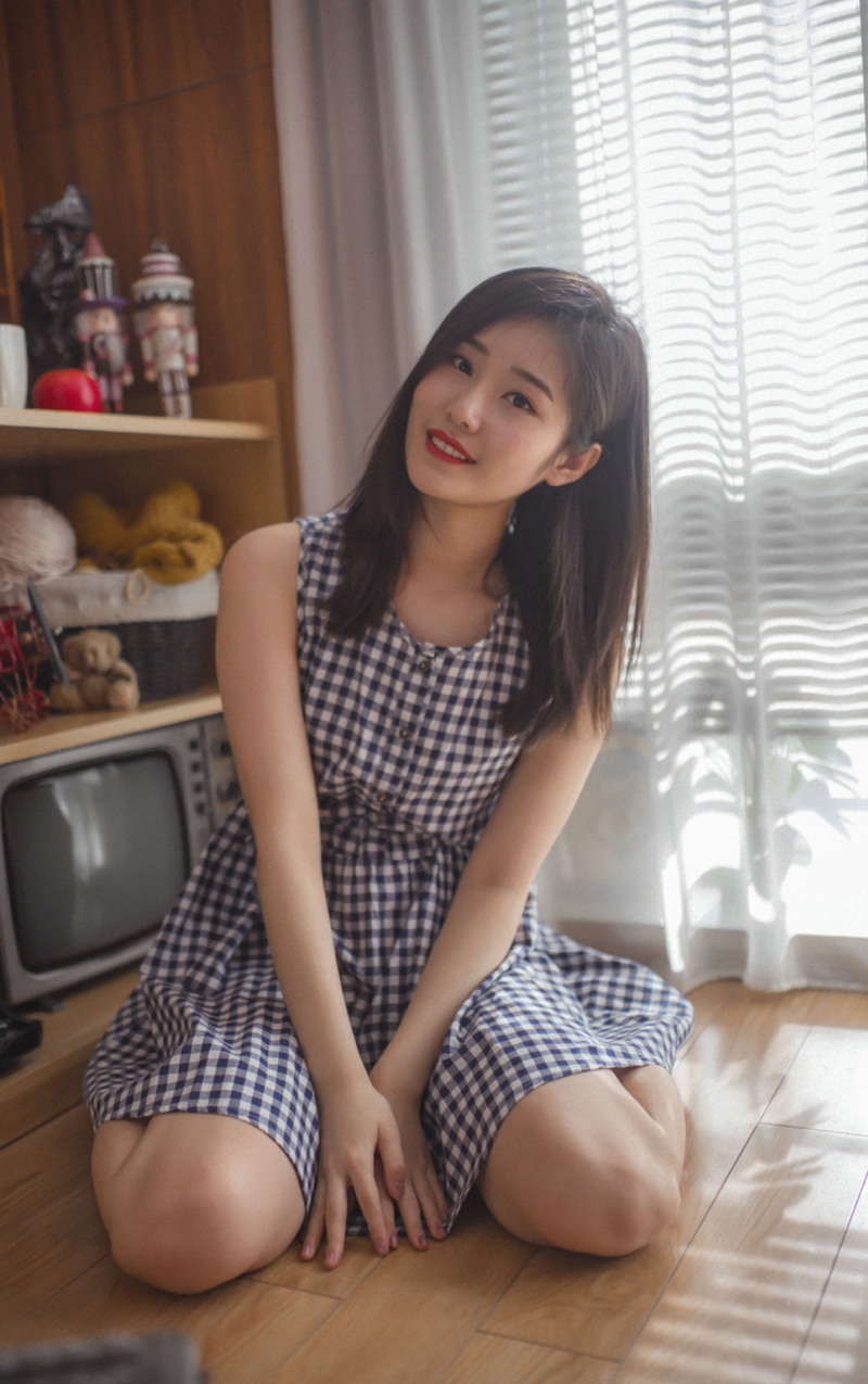 清纯美女长发披肩笑容甜美写真  第7张