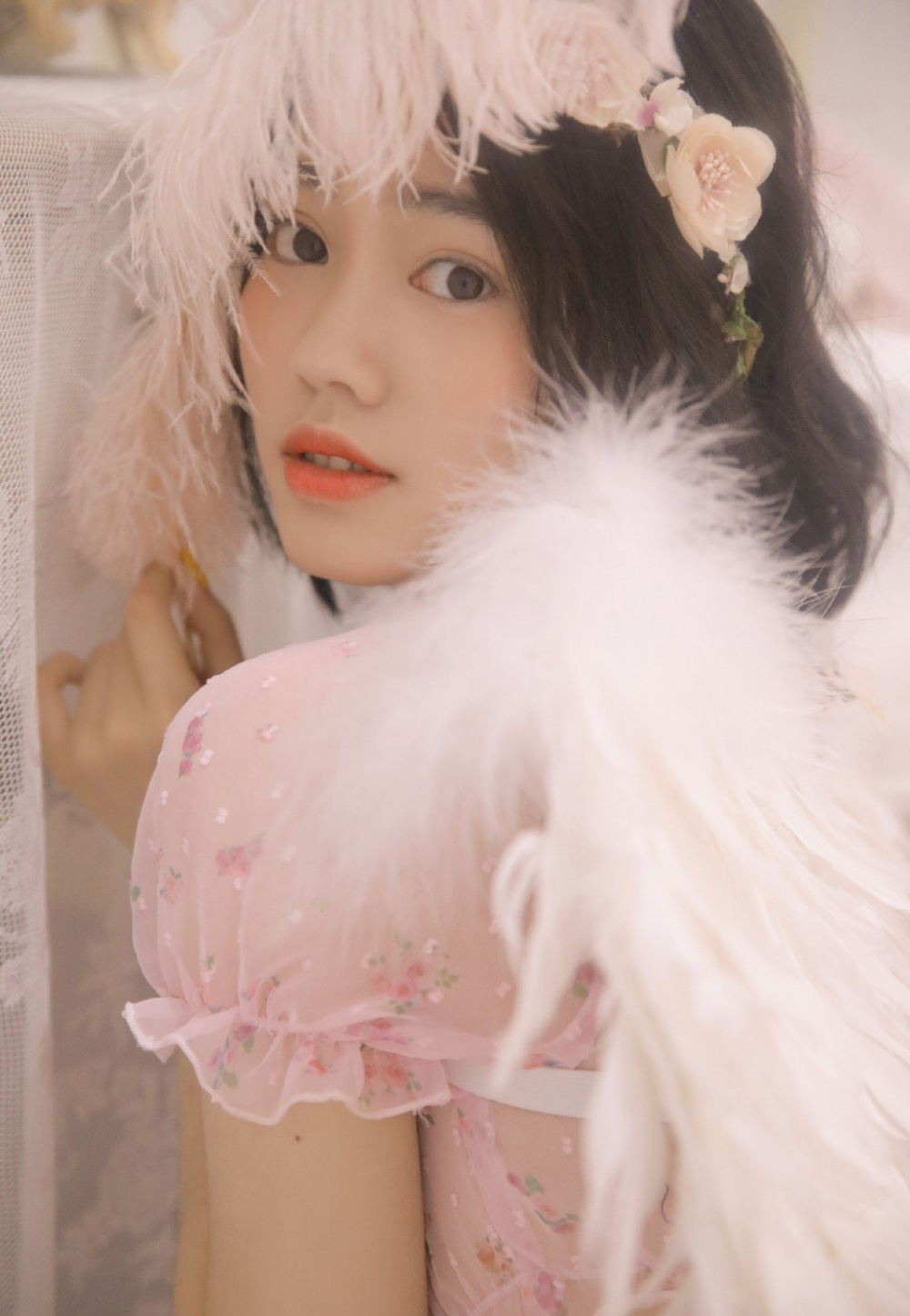 甜美少女小蛮腰大长腿精选图片  第5张