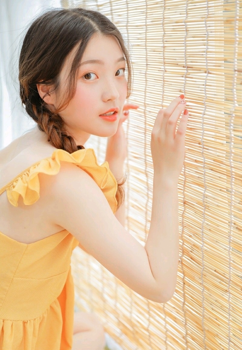 麻花辫美女萝莉光滑牛奶肌写真  第6张