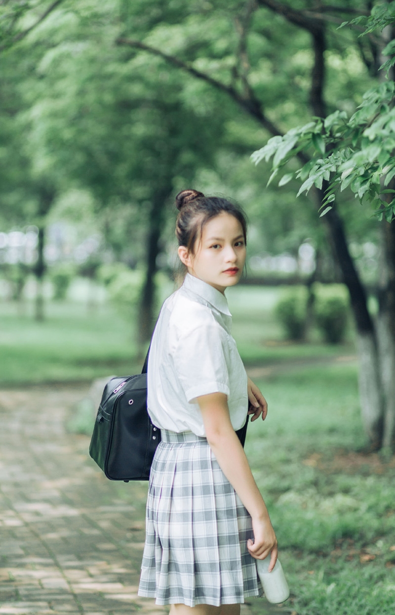 丸子头美女学生妹清新脱俗私拍  第9张