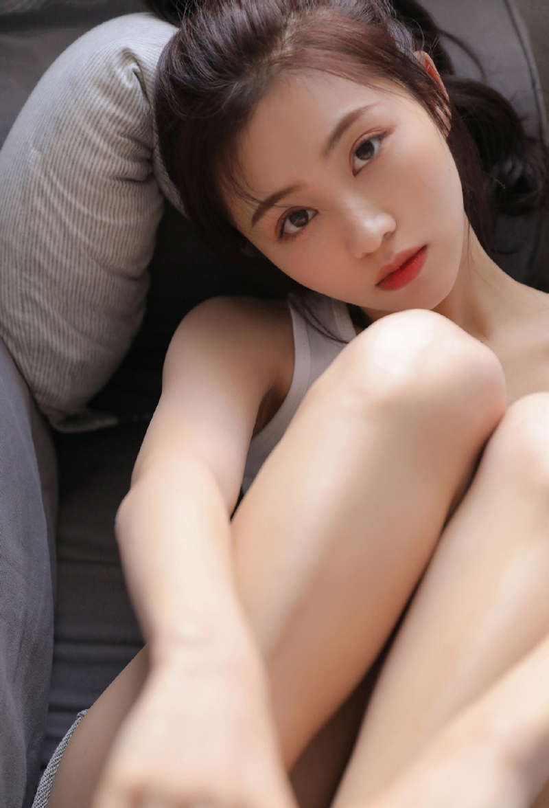 早安少女甜美笑容清新气质写真  第8张