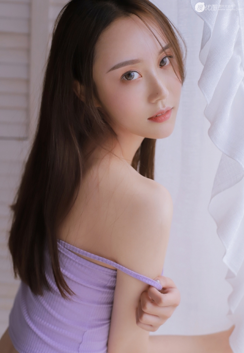 细腰美人好身材纤细羸弱妹子图  第5张