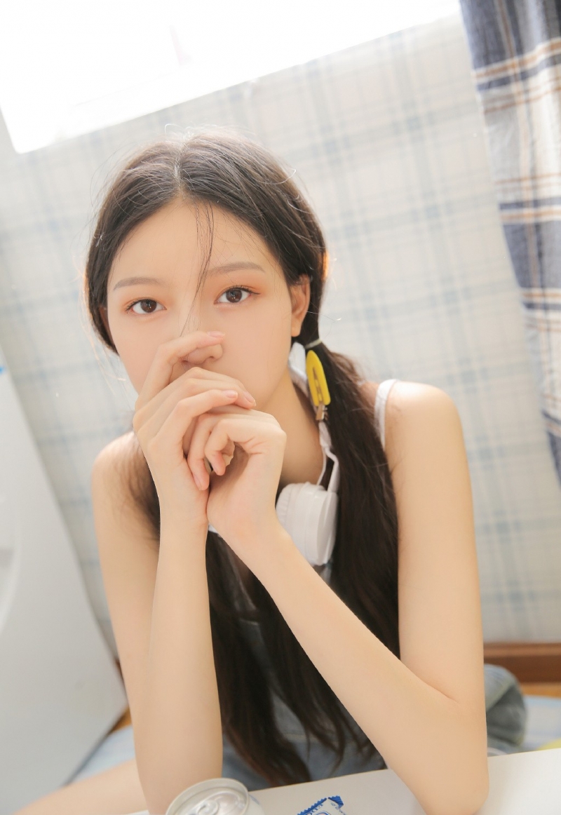可爱小女孩减龄双马尾治愈系写真  第6张