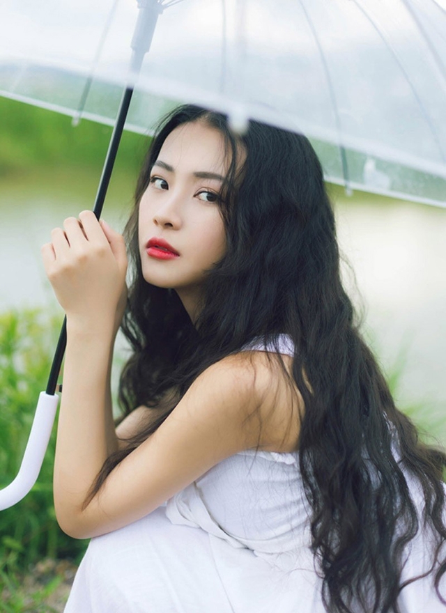 清纯美女吊带白裙仙气飘飘美图  第8张