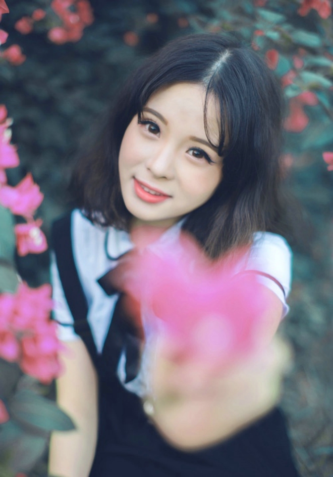 校园女神齐肩短发青春靓丽套图  第1张