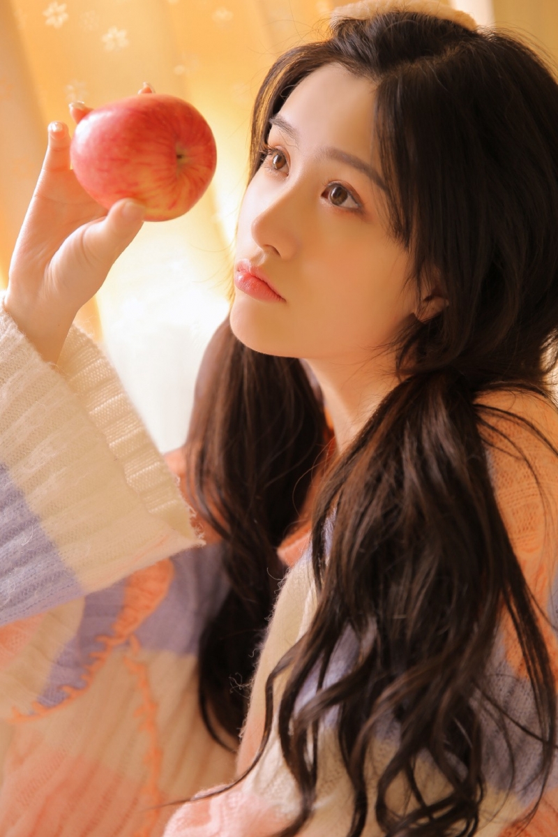 双马尾萌妹子调皮搞怪私房写真  第2张