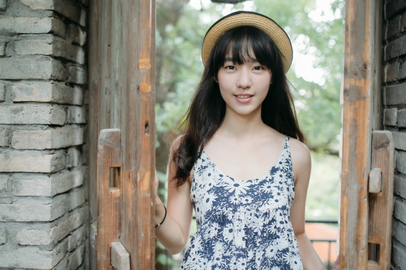 日系小清新美女光滑牛奶肌套图  第8张