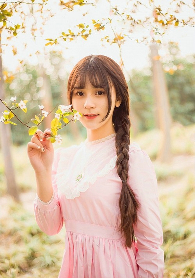 麻花辫小姐姐漂亮脸蛋精选图片  第9张