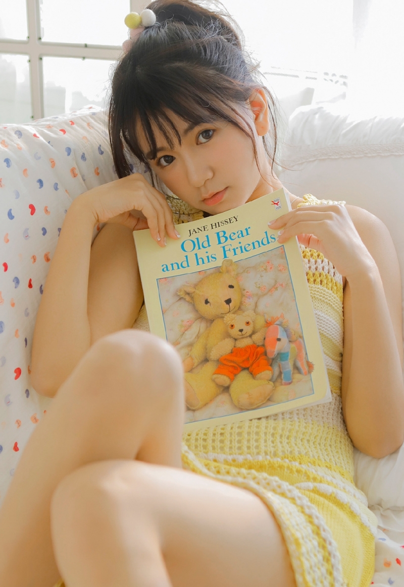 连衣裙小姐姐美腿玉足私房写真  第7张