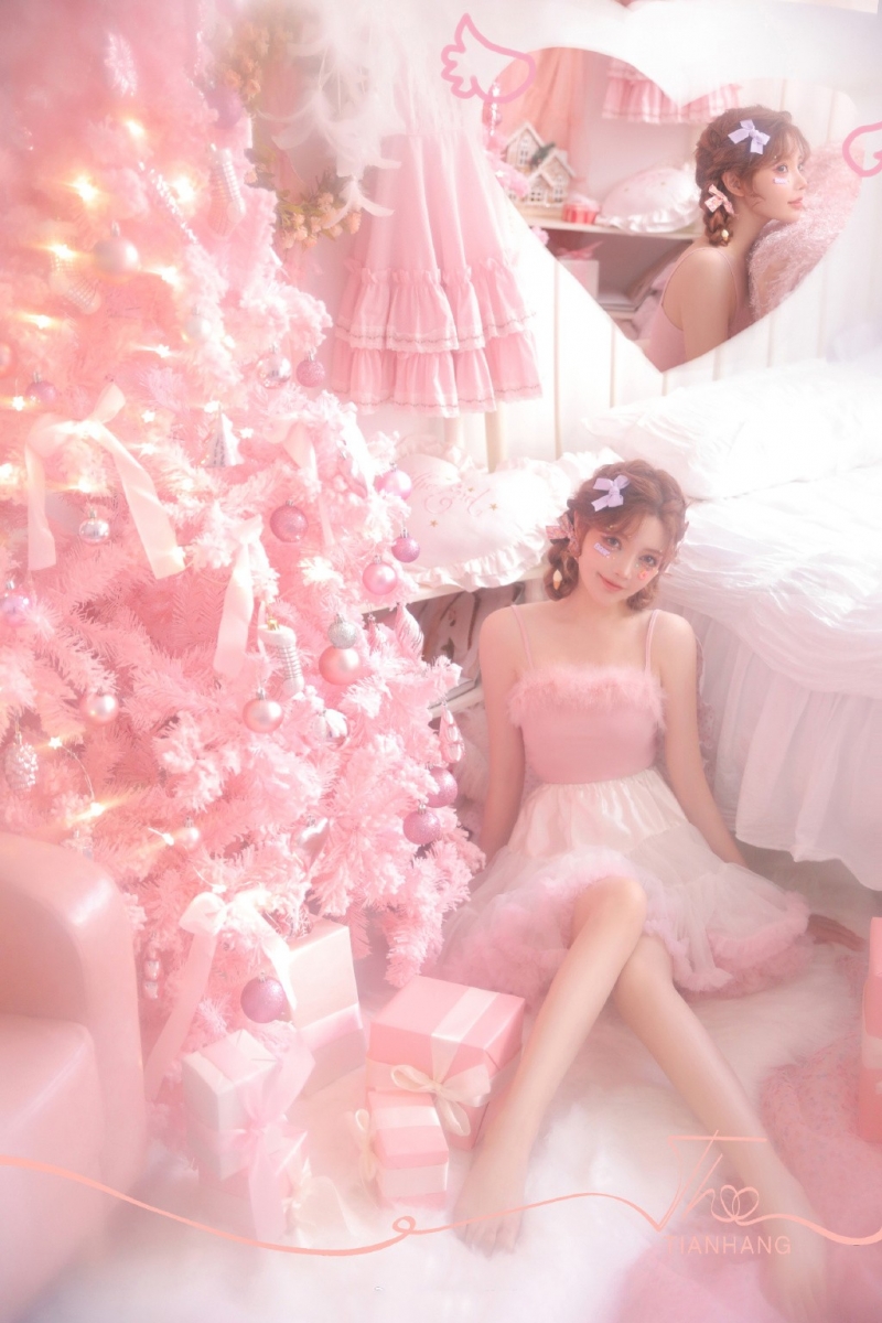 粉嫩小妹吊带短裙梦幻唯美写真  第4张