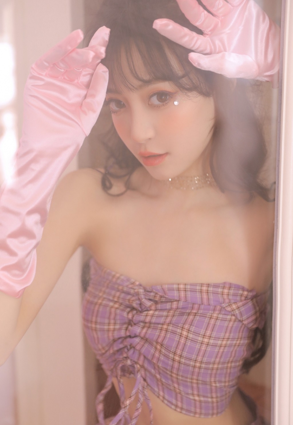 漂亮美眉小蛮腰大长腿私房写真  第7张