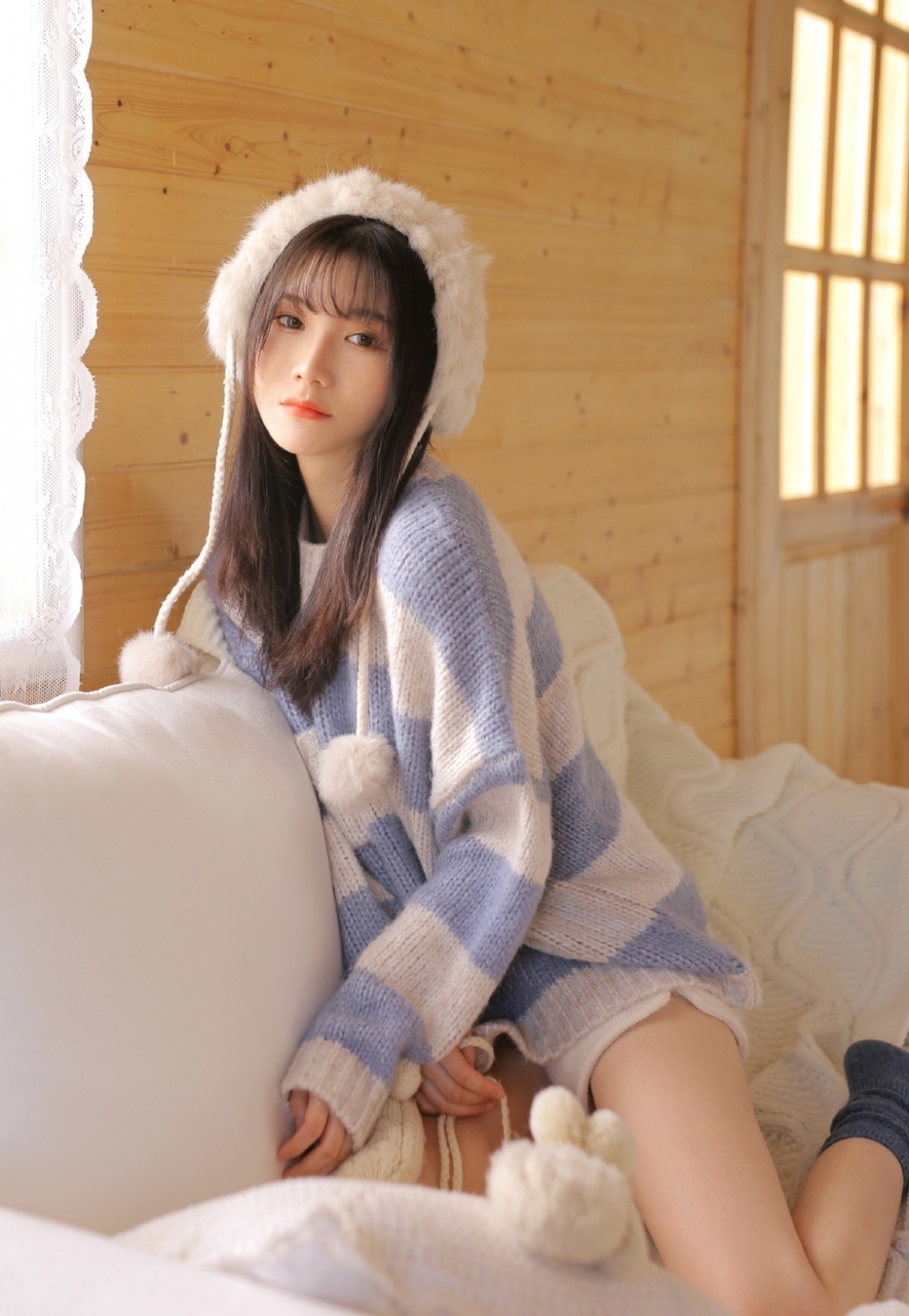 大长腿美少女温柔可人私房写真  第7张