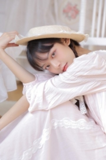 日系白裙美女小清新清纯养眼温婉写真图片
