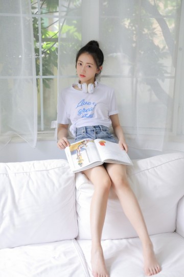 天然素颜美眉气质空灵唯美私房照