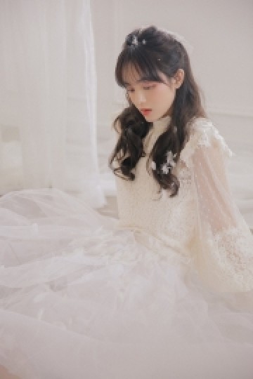 美女气质清新脱俗宛若仙子唯美图片