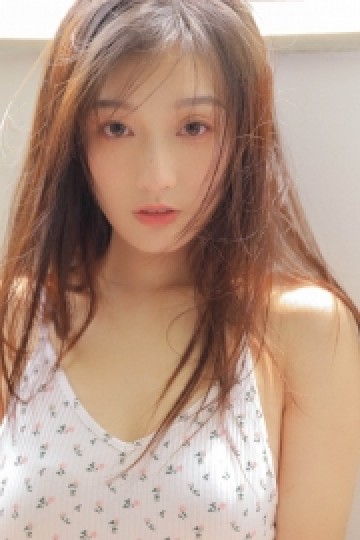 泳衣美女丰乳童颜妩媚撩人性感写真