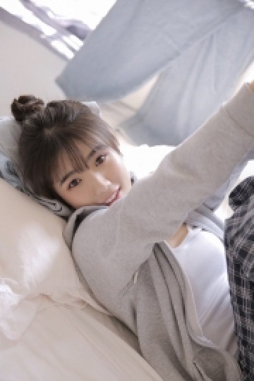 邻家小妹俏皮可爱干净清纯美女图