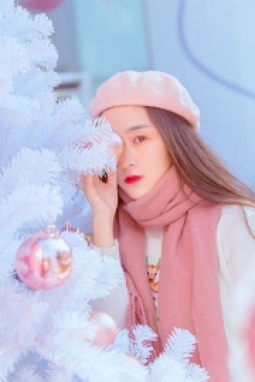 冬日少女粉嫩青涩可爱女生图片