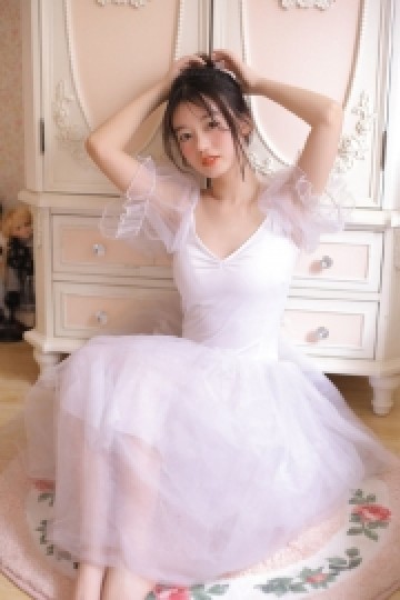 气质美女极品透视白纱裙唯美私照