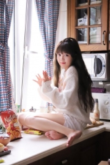 萝莉少女娇憨可爱美女写真