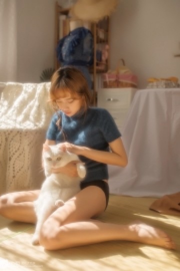 漂亮女孩美腿细腰养眼极品图库