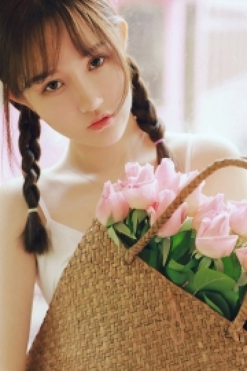 麻花辫美少女清新脱俗个人写真