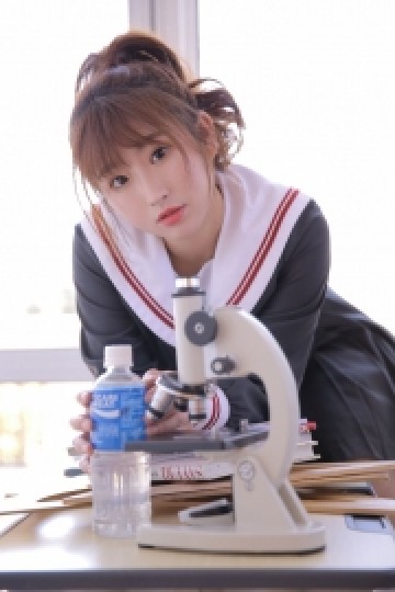 马尾辫美女学生妹水手制服写真