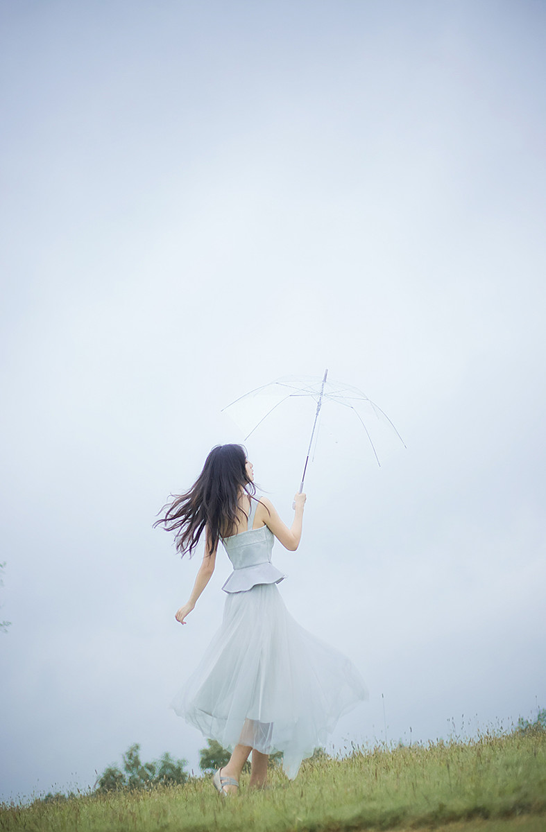 她的雨天  第6张