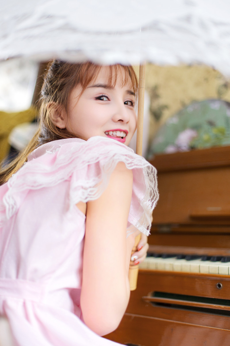 你的眼睛会笑  第3张