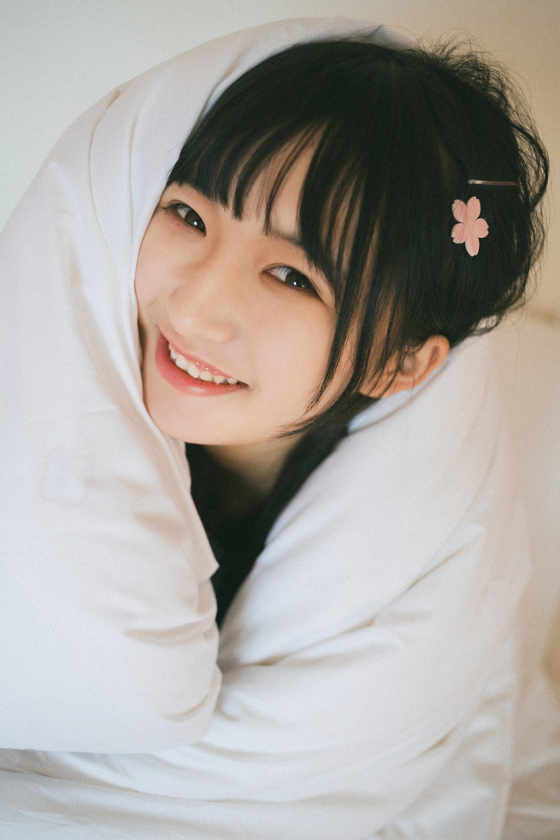 晴日下的美少女  第7张