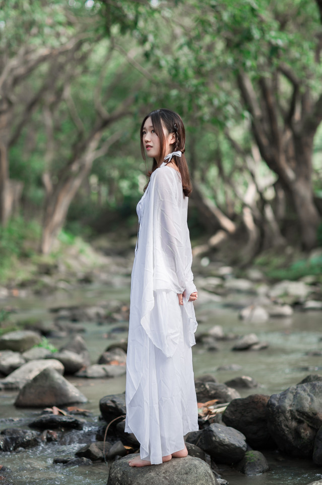 林中仙女  第7张