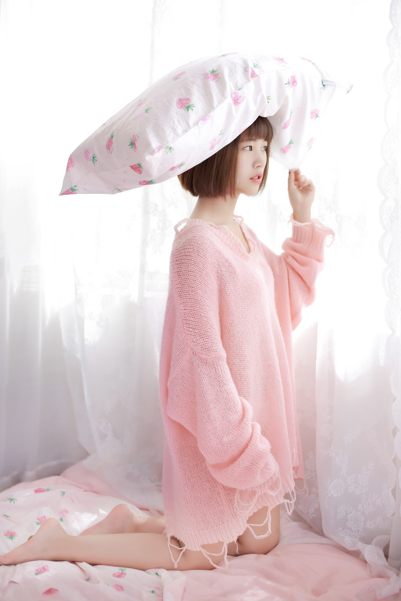 少女与猫  第2张