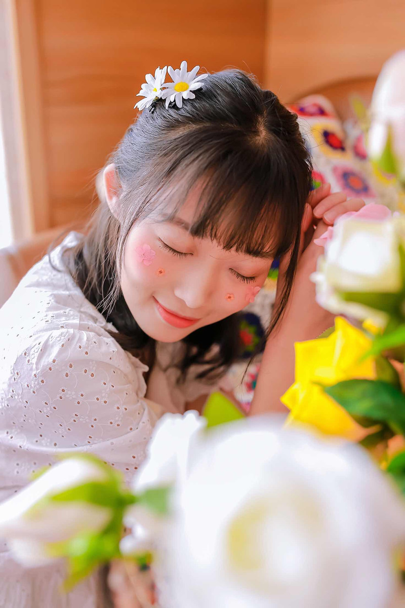 花儿与少女  第13张