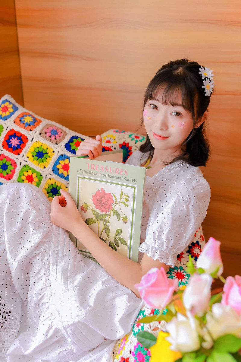 花儿与少女  第14张