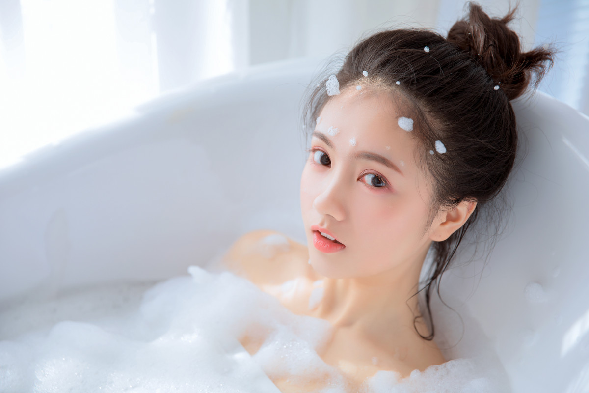 白色柔软  第3张