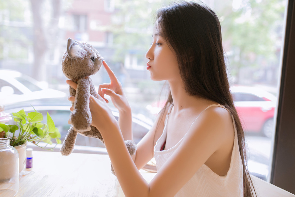 北方有佳人  第2张