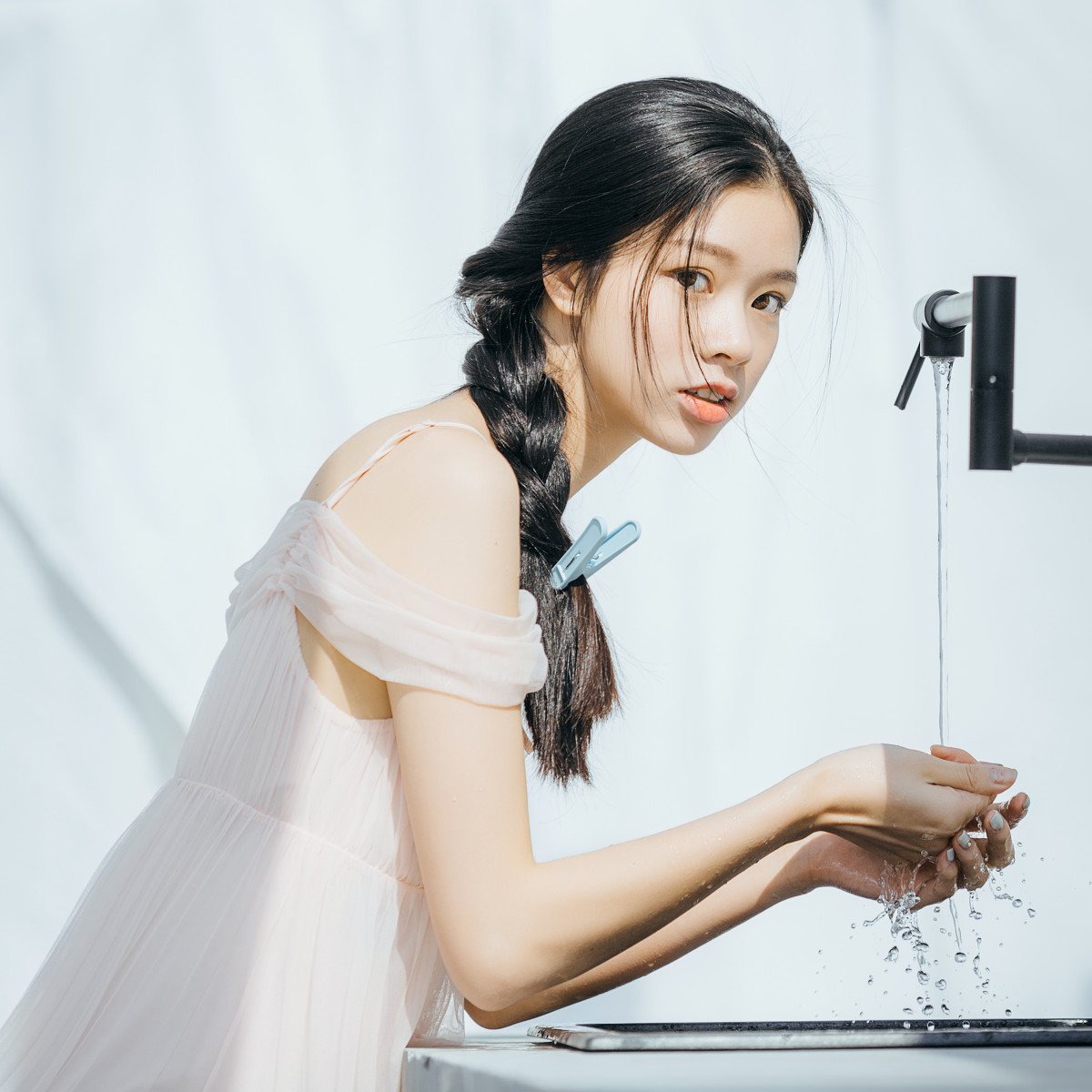 活捉一只小姐姐