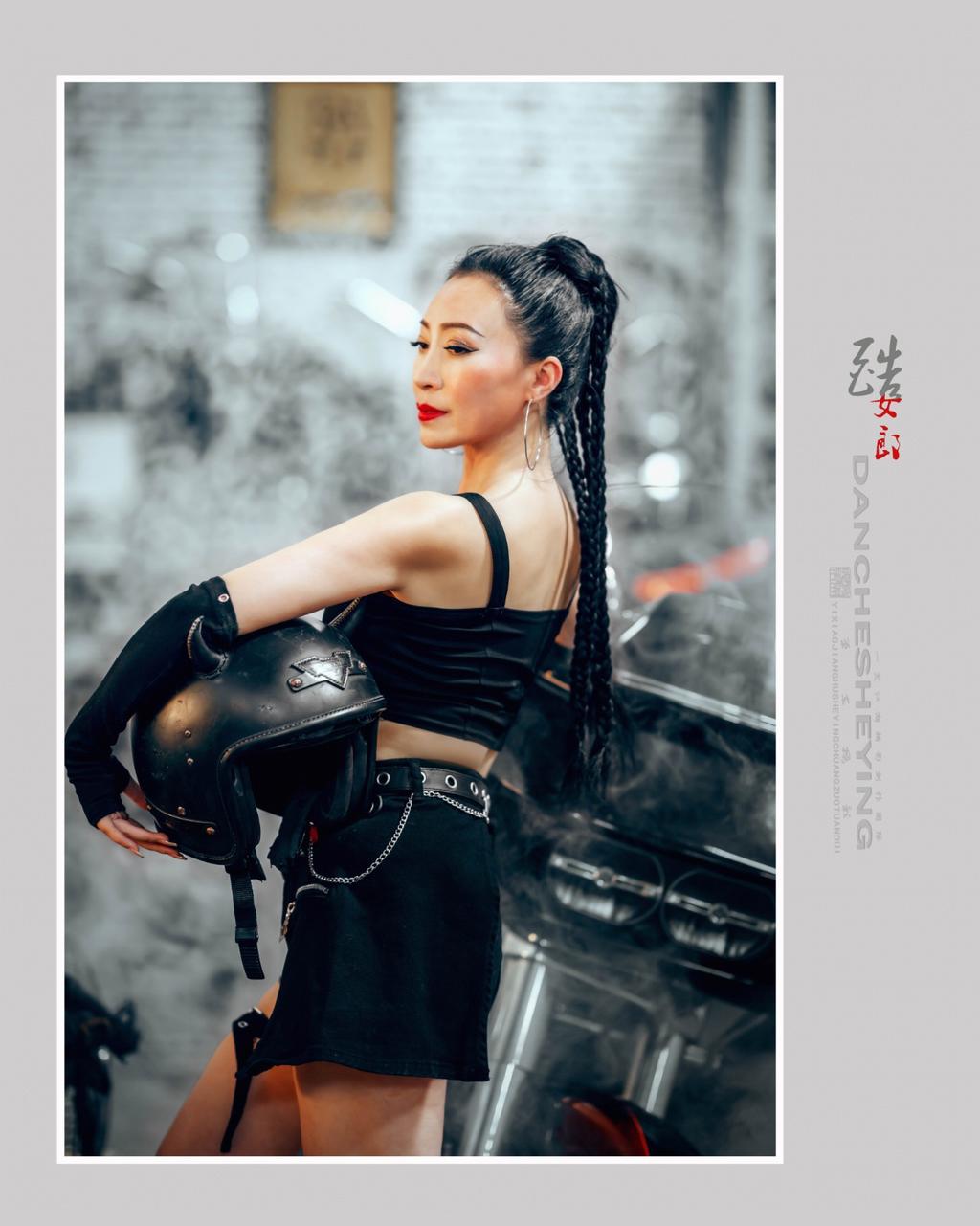 机车美女细腰长腿性感火辣套图  第6张