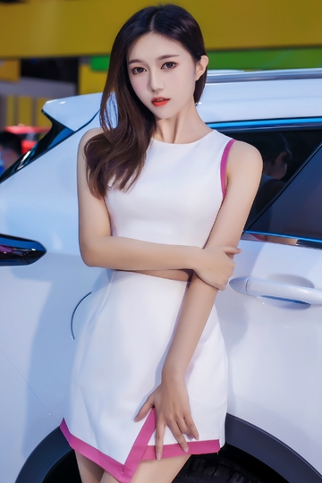 高跟美女车模细腰美腿私人拍摄