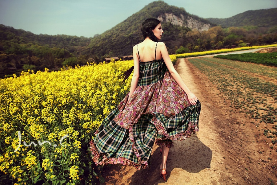 波西米亚女郎气质高贵  第2张