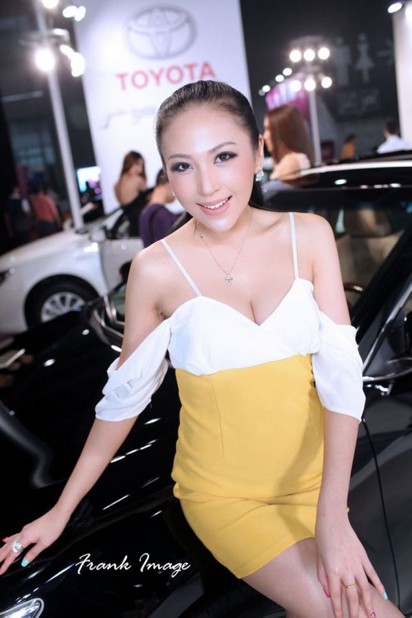 性感车模Eva  第5张