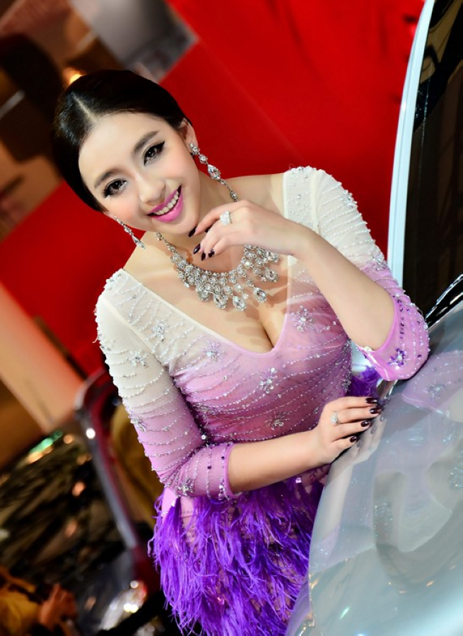 女神曹阳降临车展  第5张